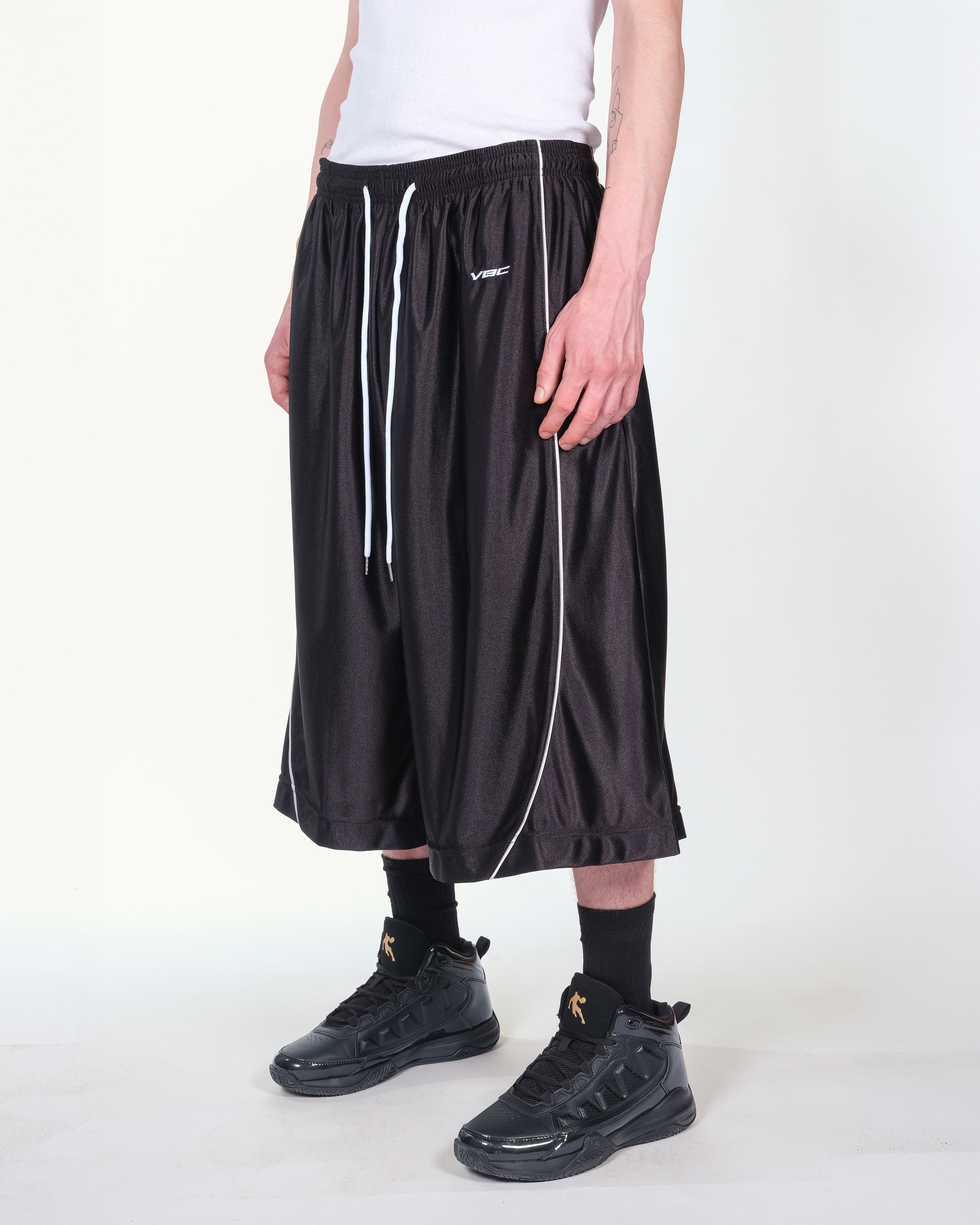 Baggy BBall Shorts (All Black) – Vincent Boily-Chatelain