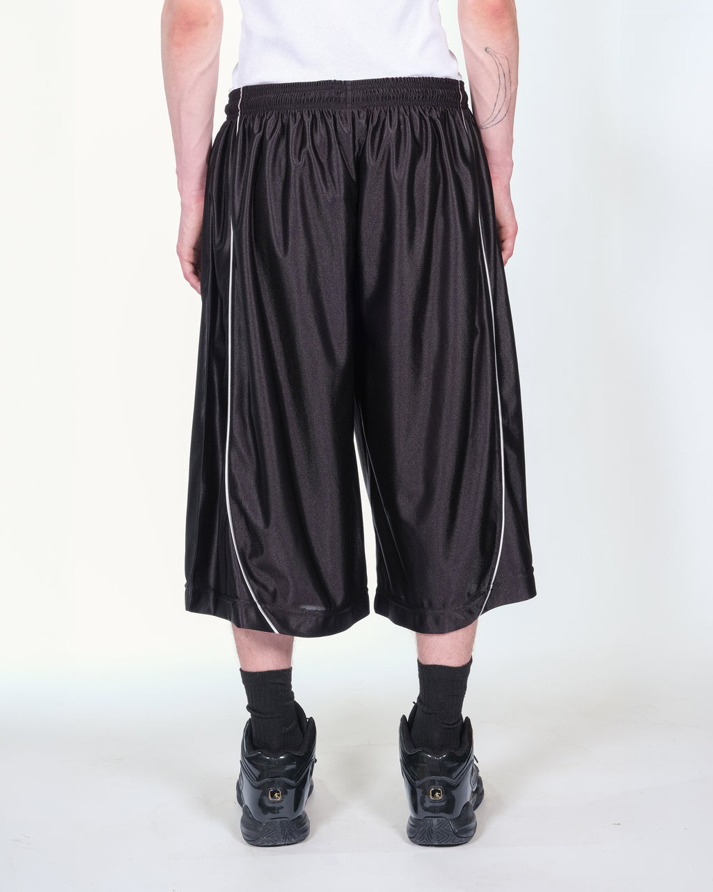 Baggy BBall Shorts (All Black)
